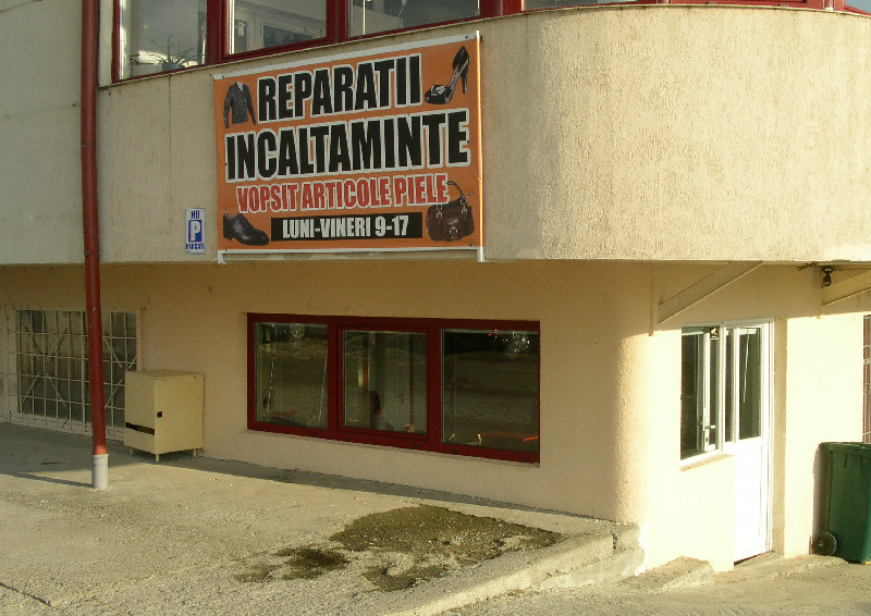 REPARATII INCALTAMINTE, VOPSIT PIELE > atelier Vasile Baia Mare